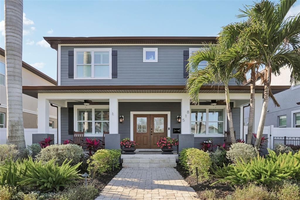 最近售出: $1,295,000 (4 贝兹, 3 浴室, 2666 平方英尺)