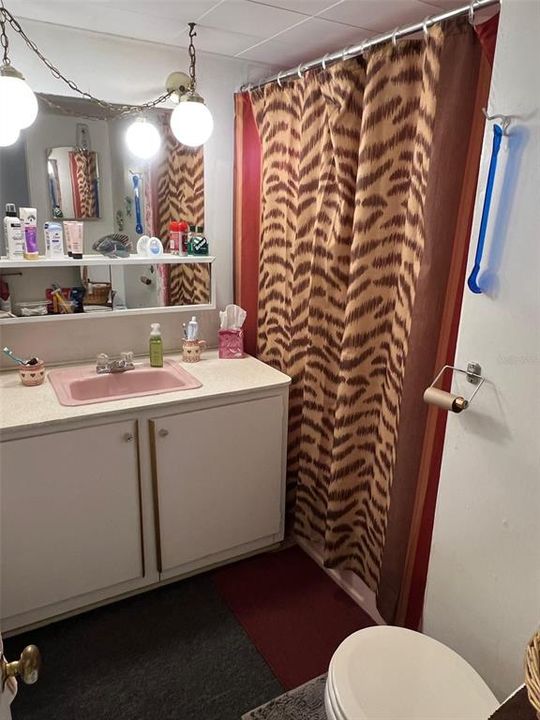 待售: $56,000 (2 贝兹, 1 浴室, 450 平方英尺)