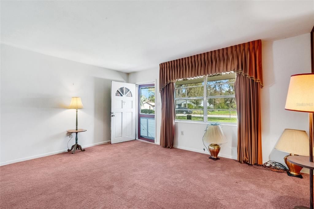 待售: $395,000 (3 贝兹, 2 浴室, 2559 平方英尺)