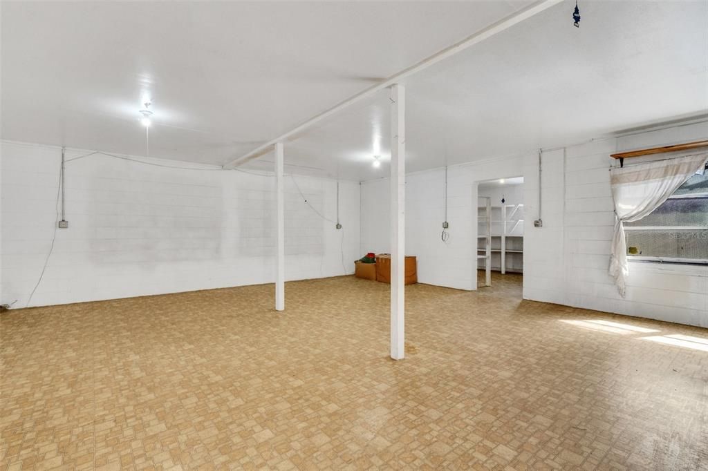 待售: $395,000 (3 贝兹, 2 浴室, 2559 平方英尺)