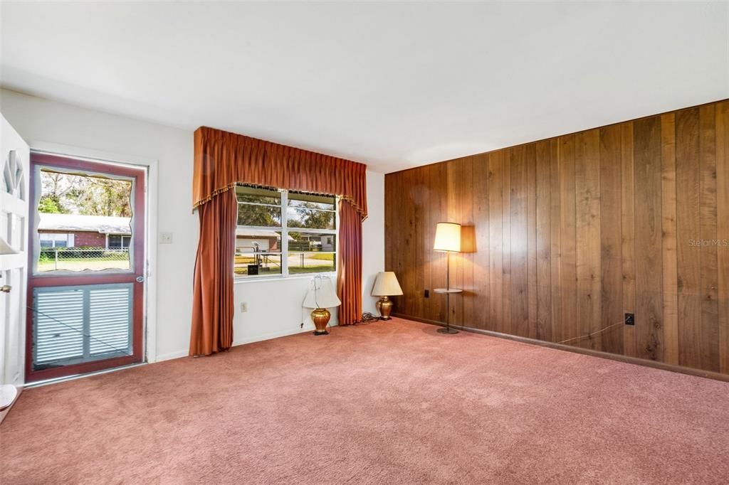 待售: $395,000 (3 贝兹, 2 浴室, 2559 平方英尺)