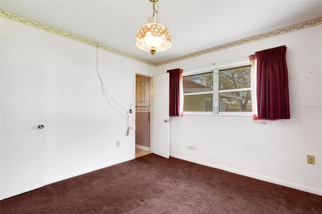 待售: $395,000 (3 贝兹, 2 浴室, 2559 平方英尺)