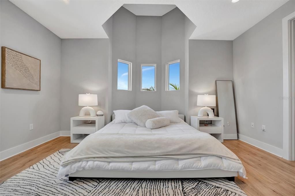 На продажу: $1,295,000 (4 спален, 5 ванн, 3149 Квадратных фут)