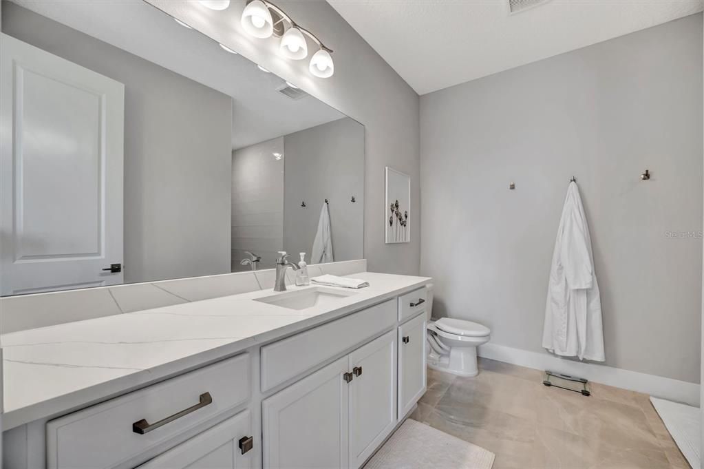 На продажу: $1,295,000 (4 спален, 5 ванн, 3149 Квадратных фут)