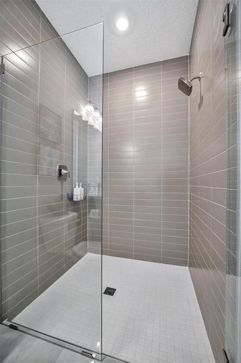 На продажу: $1,295,000 (4 спален, 5 ванн, 3149 Квадратных фут)