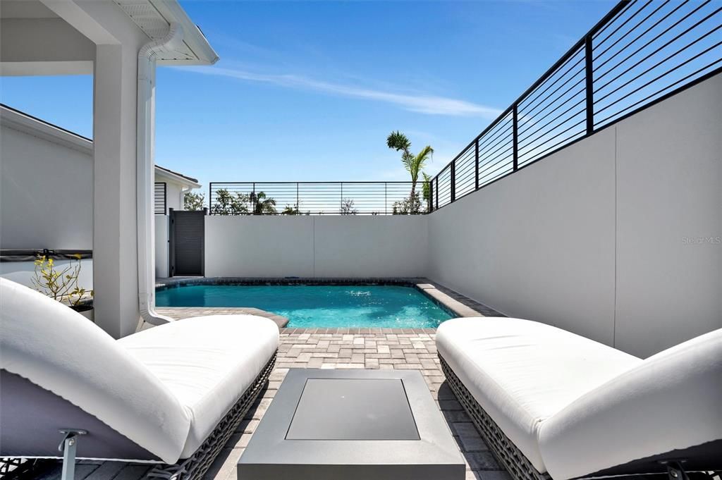 На продажу: $1,295,000 (4 спален, 5 ванн, 3149 Квадратных фут)