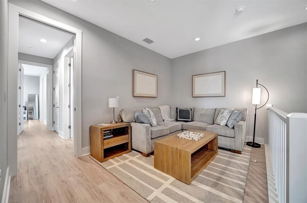 На продажу: $1,295,000 (4 спален, 5 ванн, 3149 Квадратных фут)