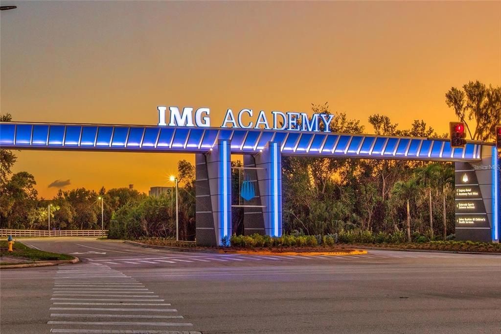 На продажу: $1,295,000 (4 спален, 5 ванн, 3149 Квадратных фут)