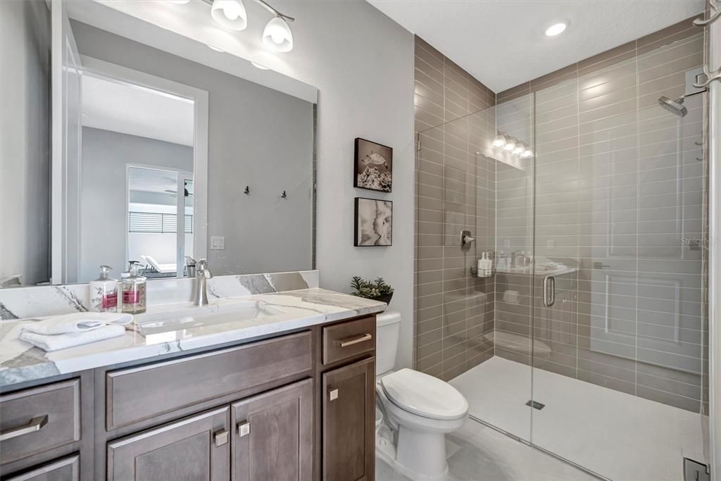 На продажу: $1,295,000 (4 спален, 5 ванн, 3149 Квадратных фут)