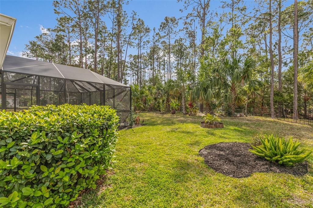 合同活跃: $390,000 (3 贝兹, 3 浴室, 2363 平方英尺)