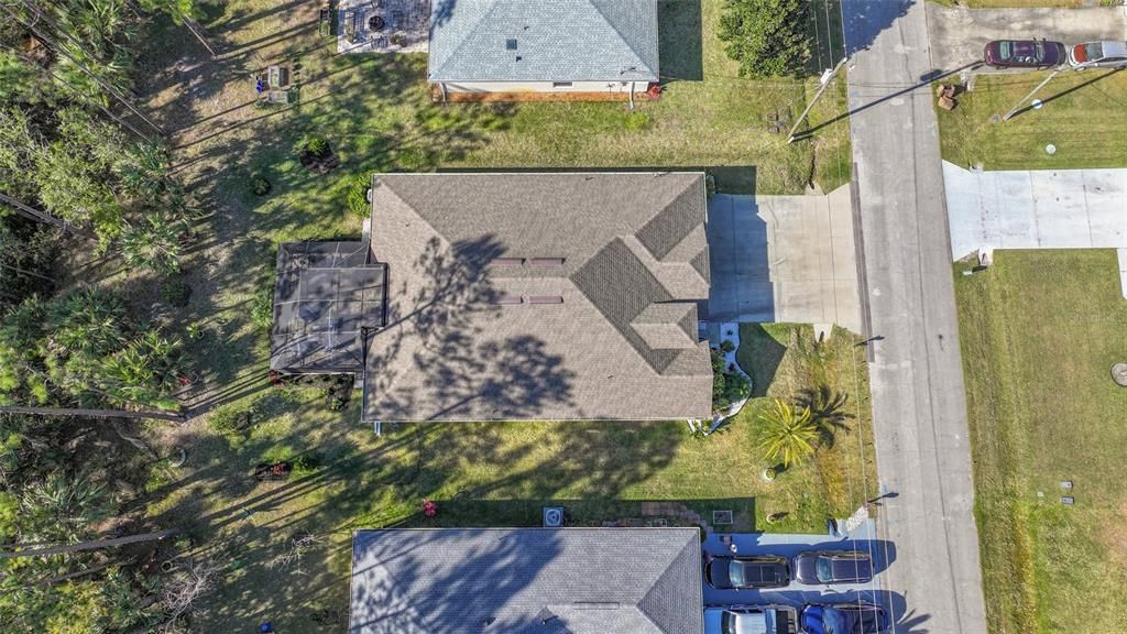 合同活跃: $390,000 (3 贝兹, 3 浴室, 2363 平方英尺)