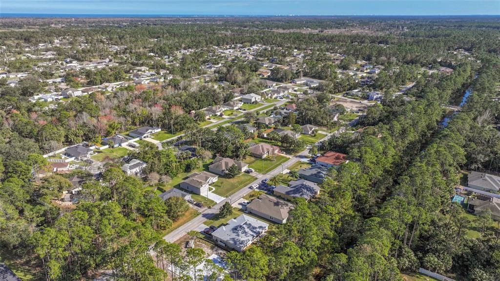 合同活跃: $390,000 (3 贝兹, 3 浴室, 2363 平方英尺)