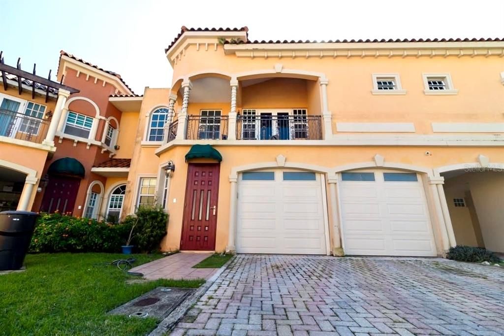 For Sale: $599,800 (4 beds, 3 baths, 1970 Square Feet)