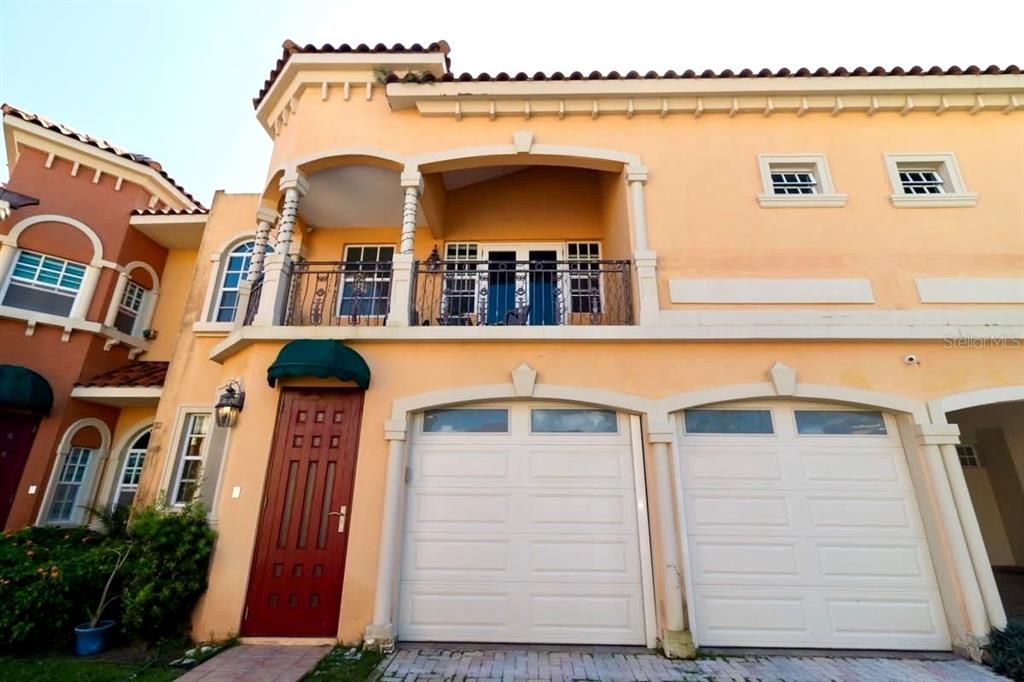 For Sale: $599,800 (4 beds, 3 baths, 1970 Square Feet)