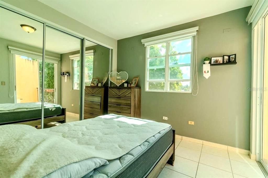 For Sale: $599,800 (4 beds, 3 baths, 1970 Square Feet)