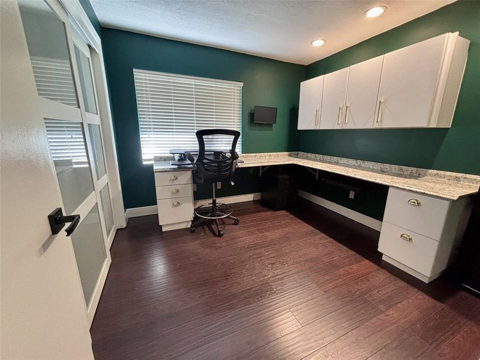 Active With Contract: $460,000 (4 beds, 2 baths, 1820 Square Feet)