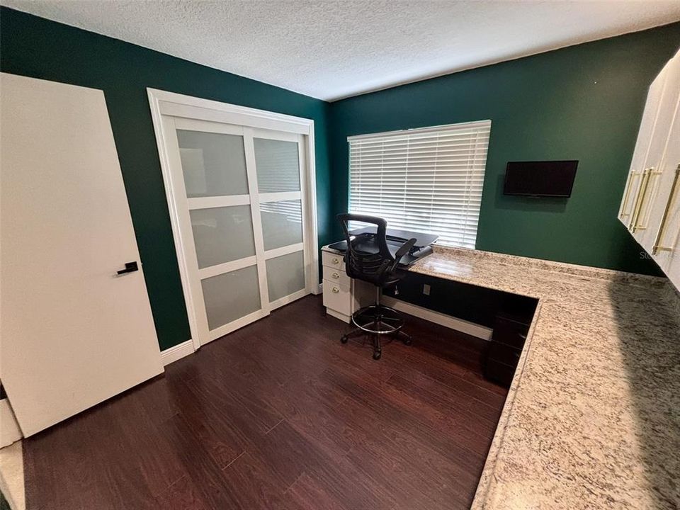 Active With Contract: $460,000 (4 beds, 2 baths, 1820 Square Feet)