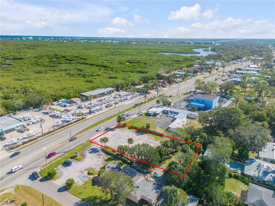 待售: $329,000 (0.50 acres)