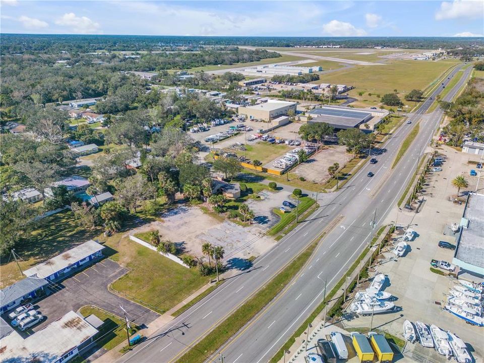 待售: $329,000 (0.50 acres)