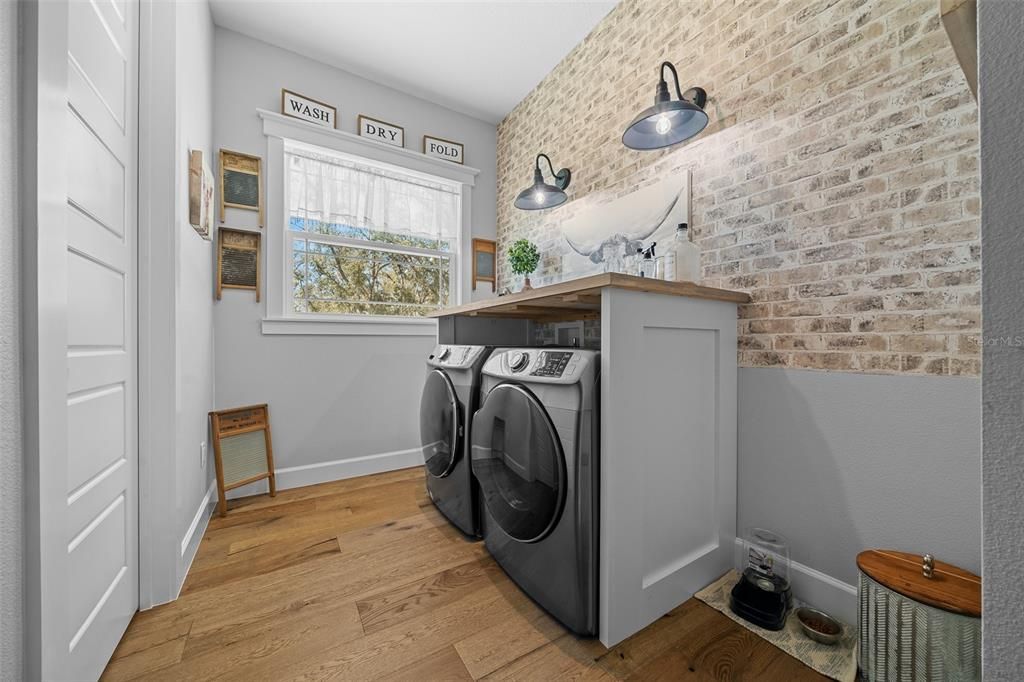 待售: $1,350,000 (4 贝兹, 3 浴室, 3323 平方英尺)