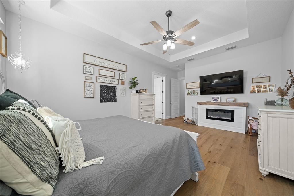 待售: $1,350,000 (4 贝兹, 3 浴室, 3323 平方英尺)