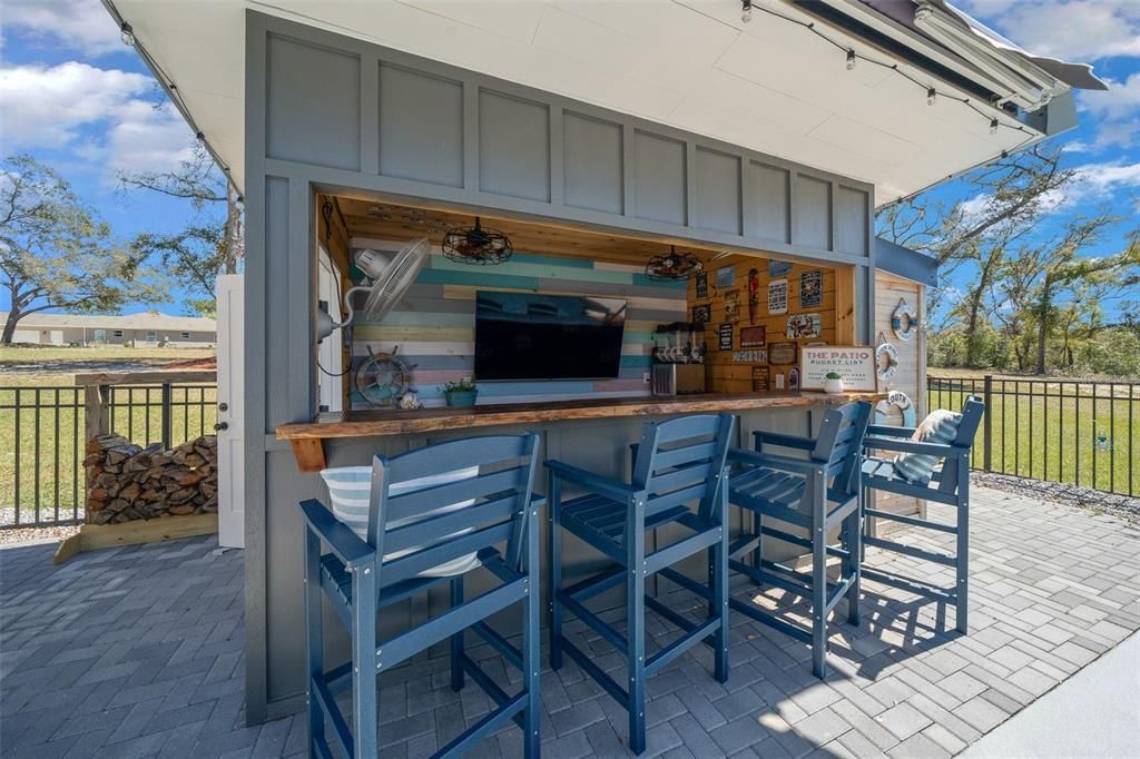 待售: $1,350,000 (4 贝兹, 3 浴室, 3323 平方英尺)