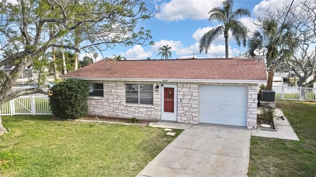 Waterfront, direct gulf access.  3 bedrooms, 2 baths