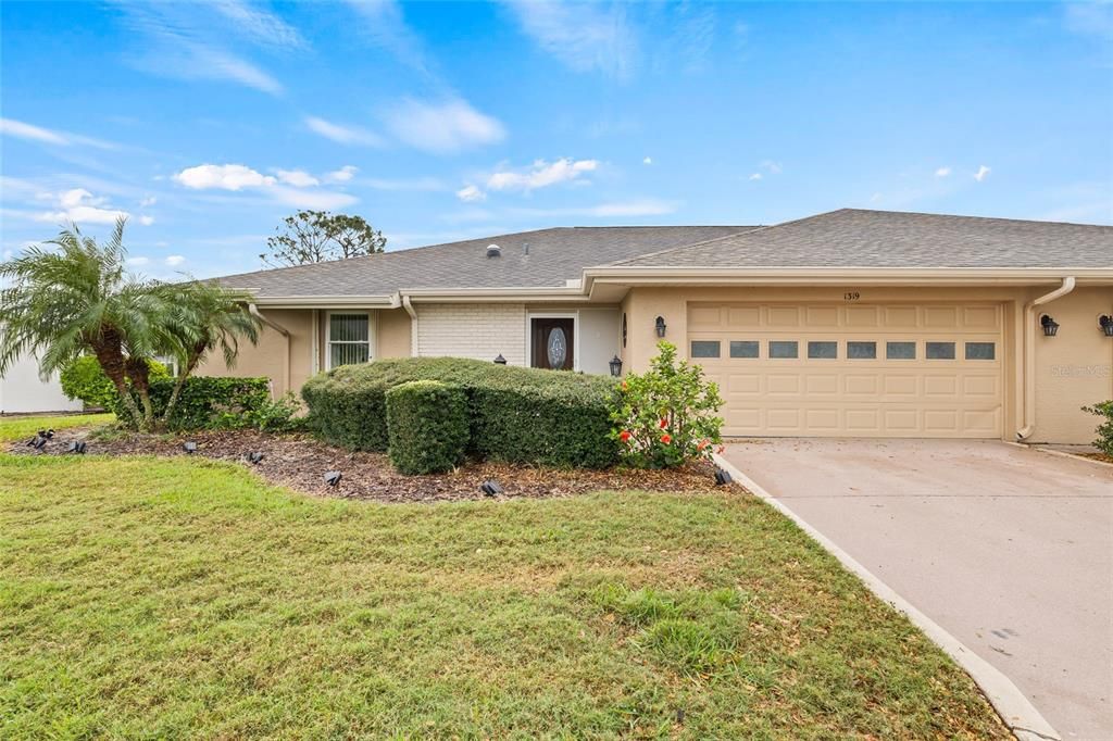 For Sale: $267,000 (2 beds, 2 baths, 1878 Square Feet)