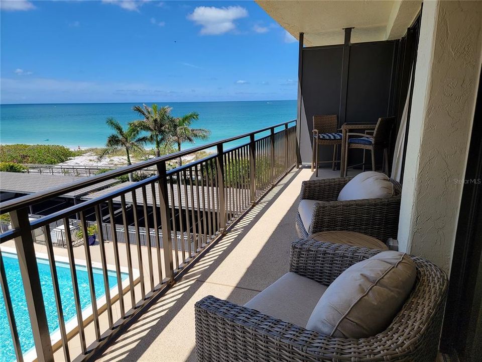 出租: $7,000 (1 贝兹, 1 浴室, 1015 平方英尺)