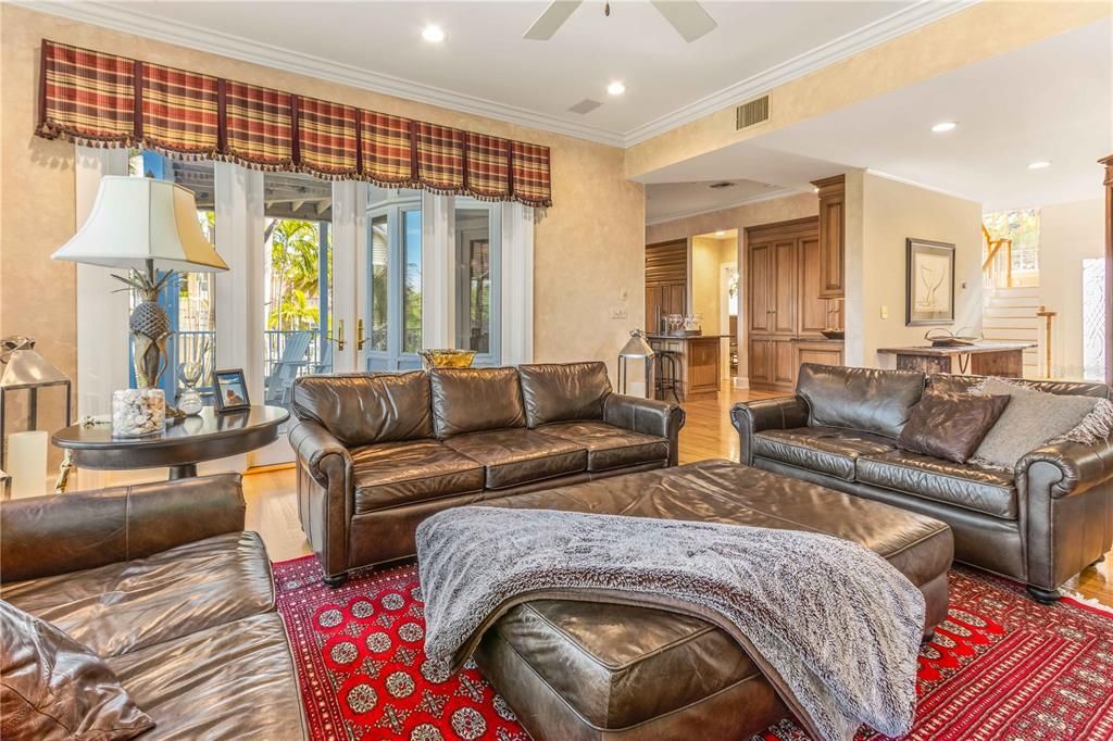 For Sale: $2,299,800 (4 beds, 4 baths, 3811 Square Feet)