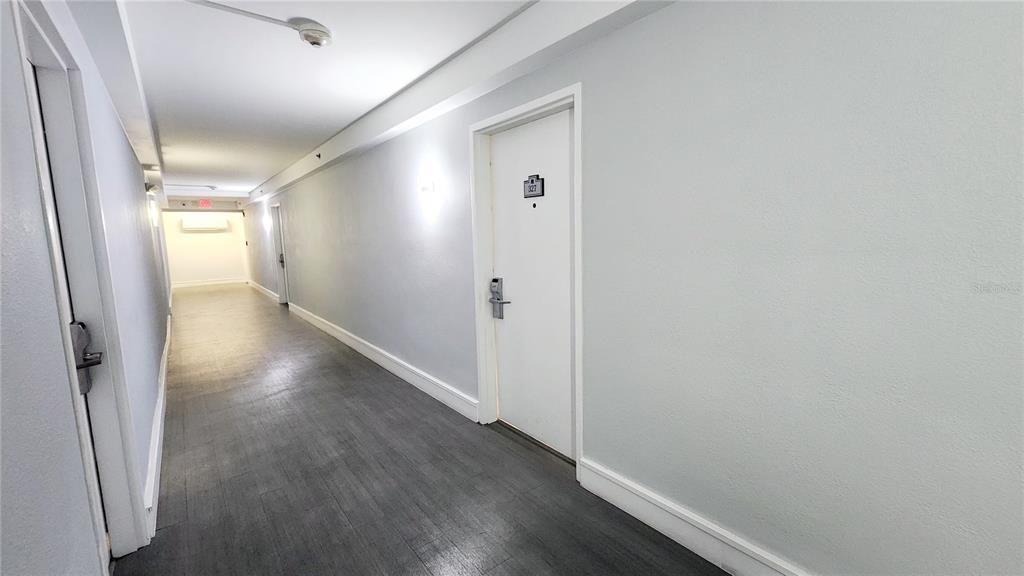 待售: $167,900 (1 贝兹, 1 浴室, 645 平方英尺)