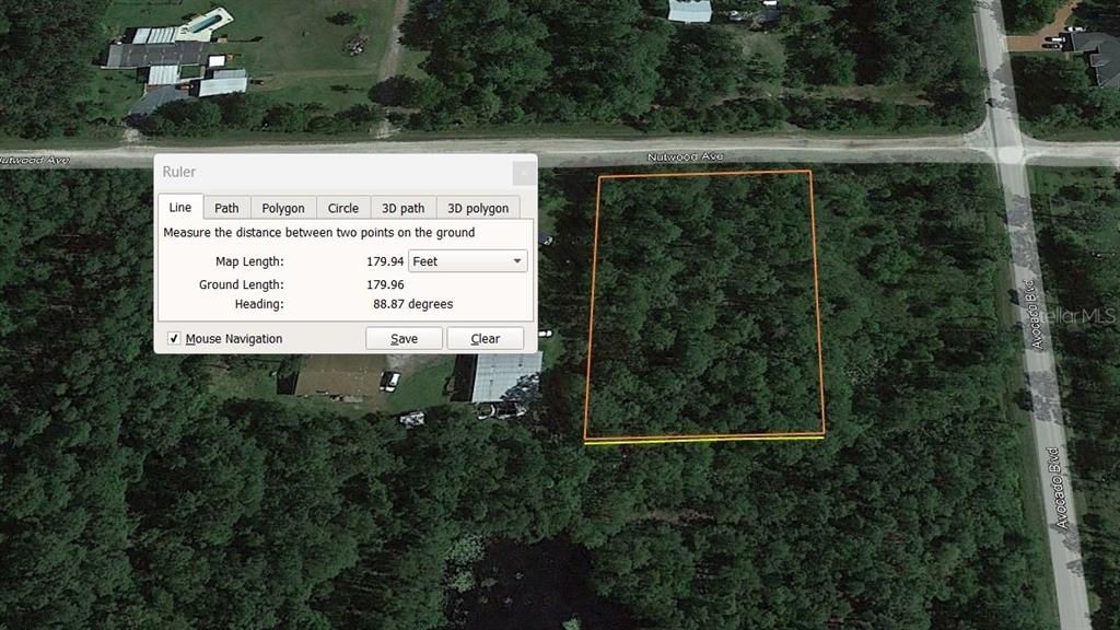 En Venta: $32,000 (1.09 acres)