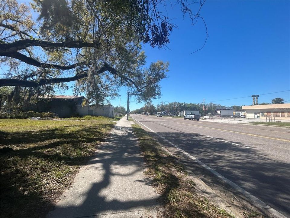 En Venta: $179,900 (0.27 acres)