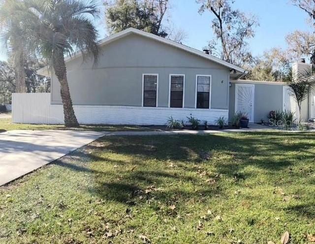 Recently Rented: $1,325 (2 beds, 1 baths, 1200 Square Feet)