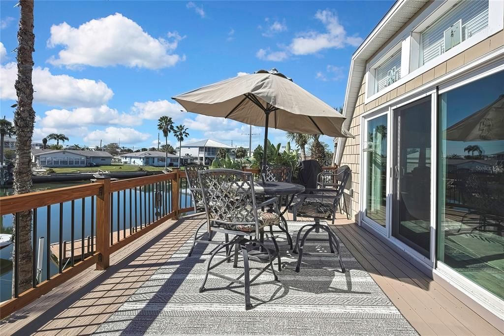 Active With Contract: $625,000 (3 beds, 3 baths, 1193 Square Feet)