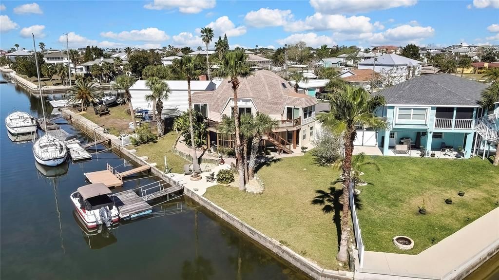 Active With Contract: $625,000 (3 beds, 3 baths, 1193 Square Feet)