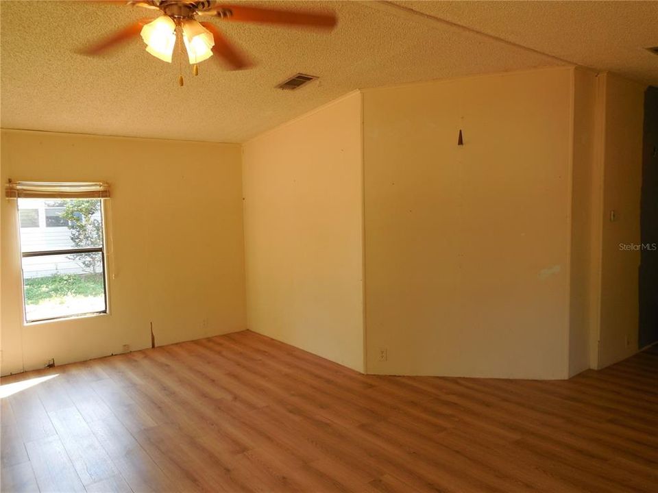 En Venta: $115,000 (2 camas, 2 baños, 1002 Pies cuadrados)