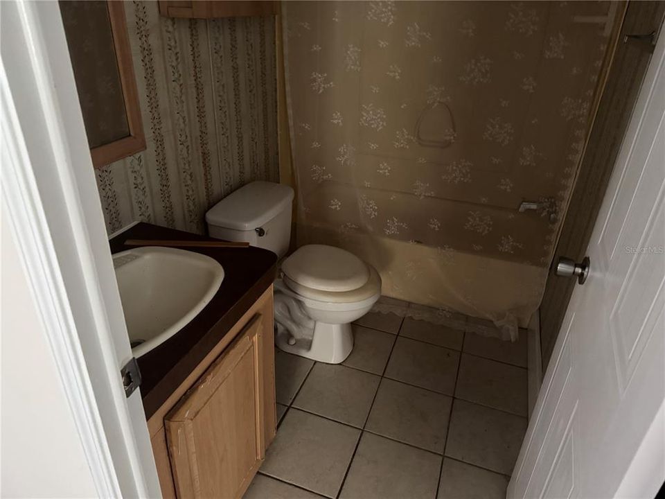 待售: $110,000 (3 贝兹, 2 浴室, 1248 平方英尺)