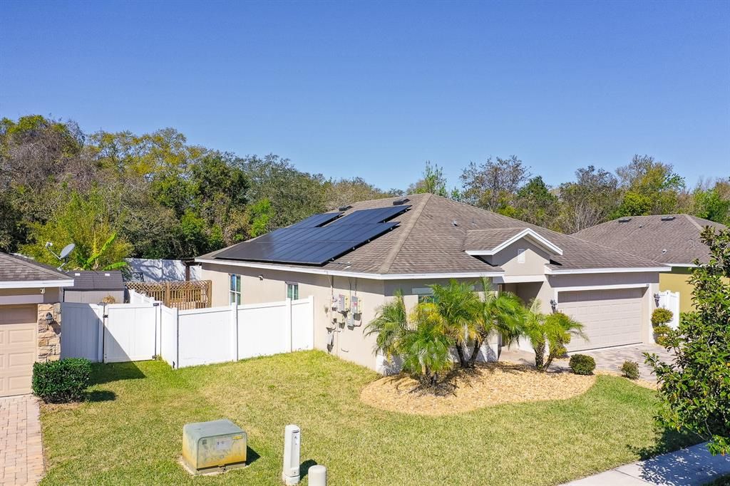 На продажу: $375,000 (5 спален, 2 ванн, 1972 Квадратных фут)