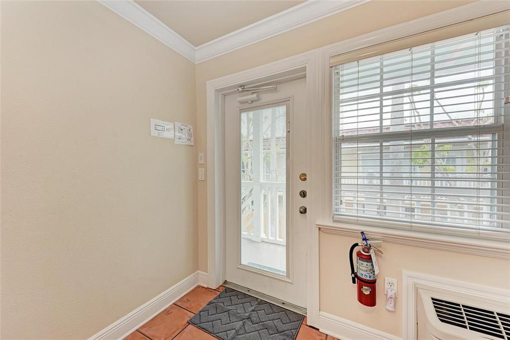 Active With Contract: $529,000 (2 beds, 2 baths, 675 Square Feet)