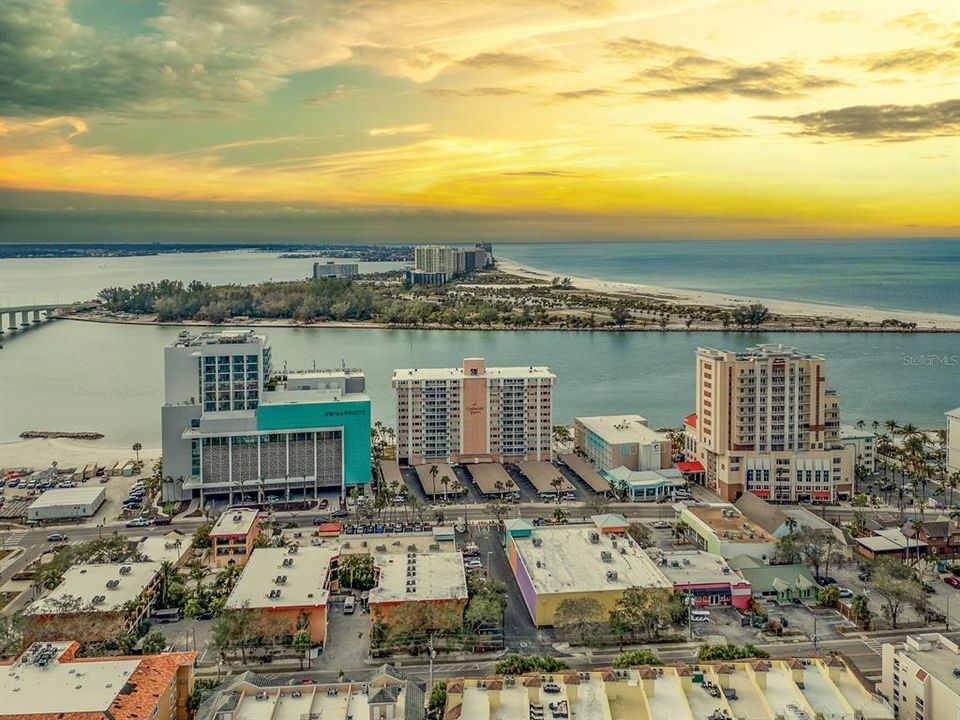 В аренду: $5,750 (2 спален, 2 ванн, 1409 Квадратных фут)