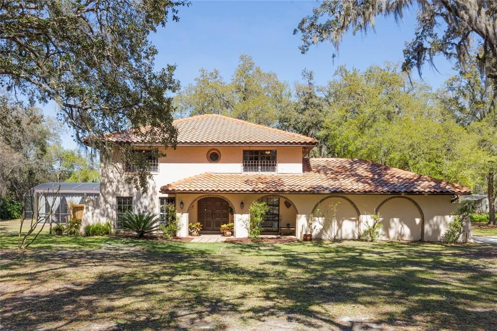 Recently Sold: $825,000 (3 beds, 2 baths, 2676 Square Feet)