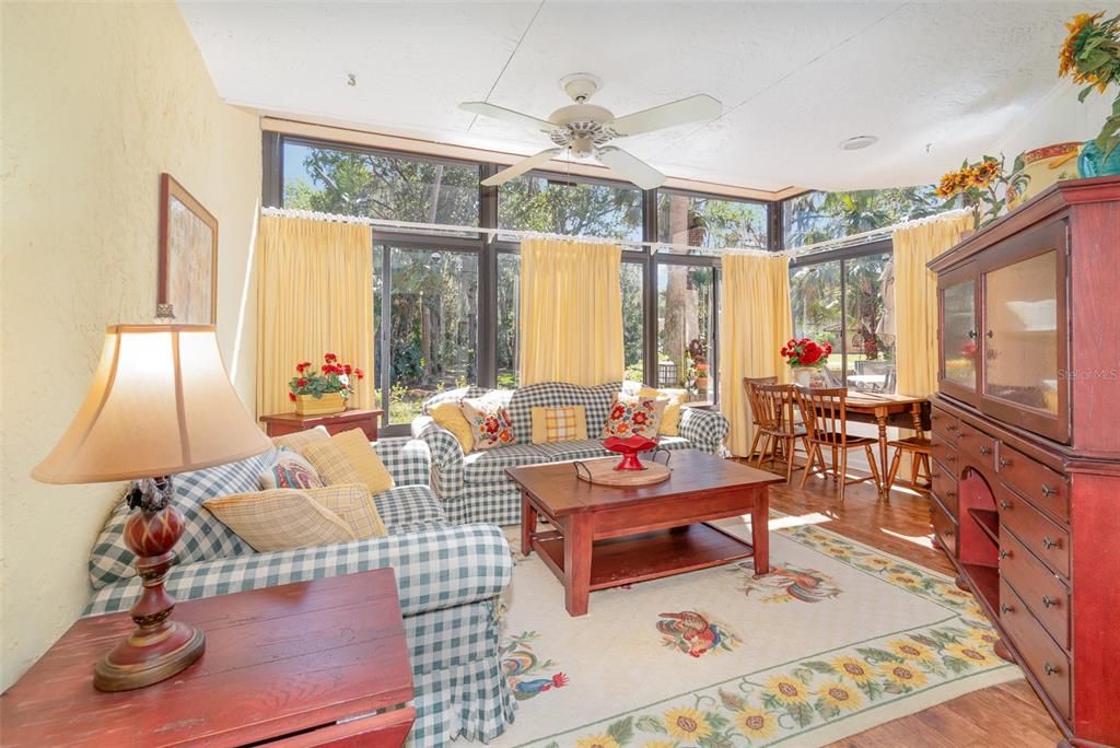 待售: $310,000 (3 贝兹, 2 浴室, 1872 平方英尺)