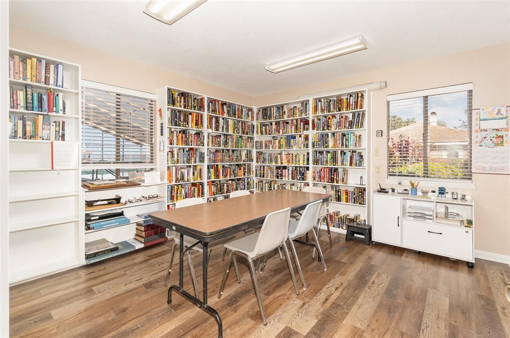 待售: $310,000 (3 贝兹, 2 浴室, 1872 平方英尺)