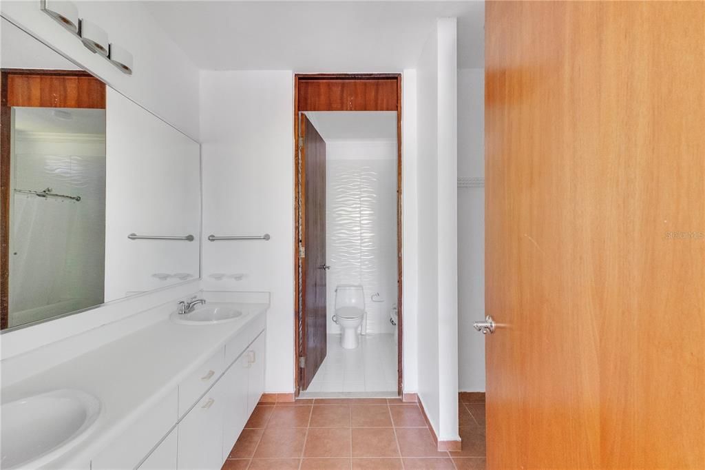 For Rent: $2,650 (3 beds, 2 baths, 1747 Square Feet)