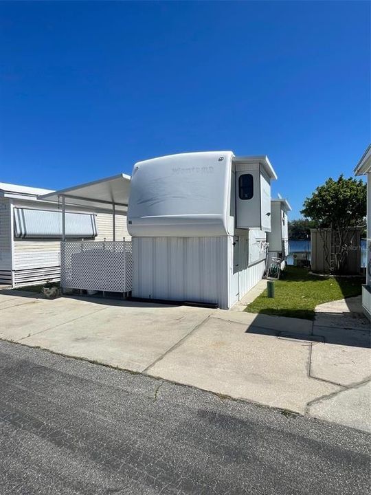 For Sale: $64,500 (1 beds, 1 baths, 338 Square Feet)