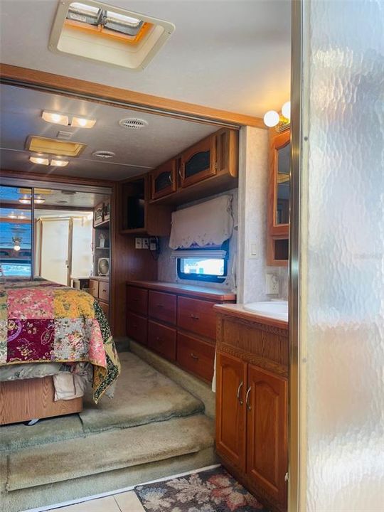 For Sale: $64,500 (1 beds, 1 baths, 338 Square Feet)