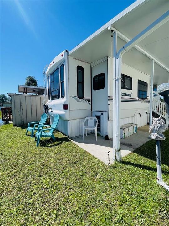 For Sale: $64,500 (1 beds, 1 baths, 338 Square Feet)