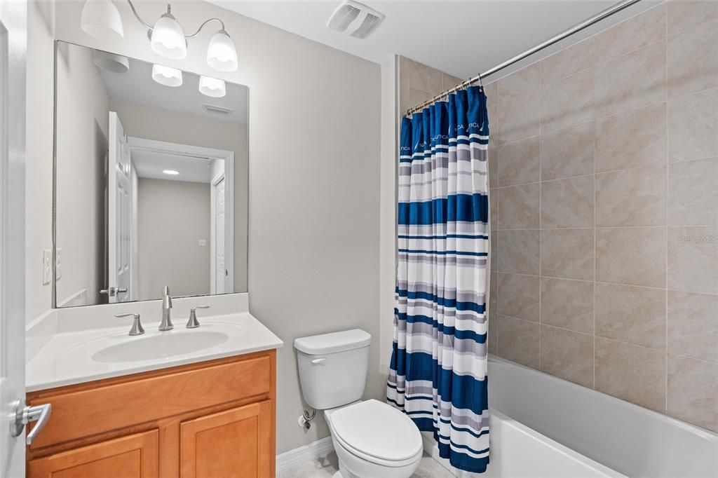 For Sale: $270,000 (3 beds, 2 baths, 1477 Square Feet)