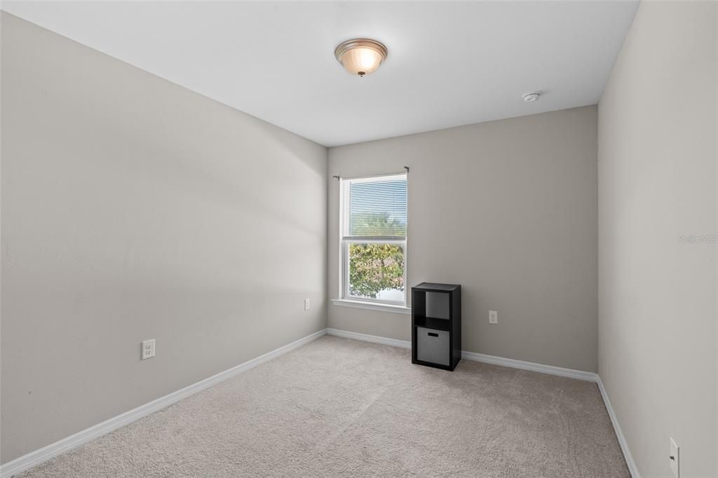 For Sale: $270,000 (3 beds, 2 baths, 1477 Square Feet)